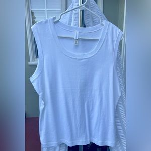 White Basic Tank